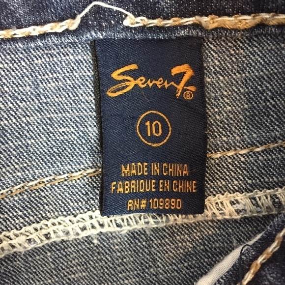 Seven7 Jean Shorts Womens 10 Blue Denim Finished Hem Mid Rise Soft Finished Cuff - Picture 8 of 12